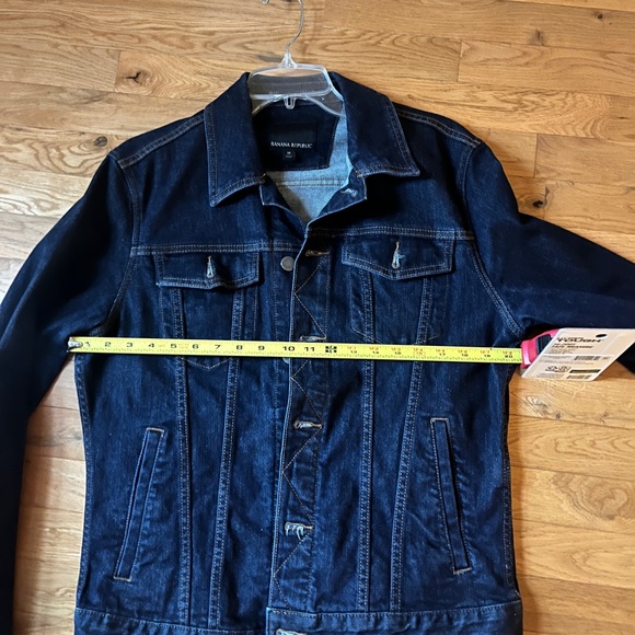 Banana Republic Denim Jacket - Picture 2 of 3